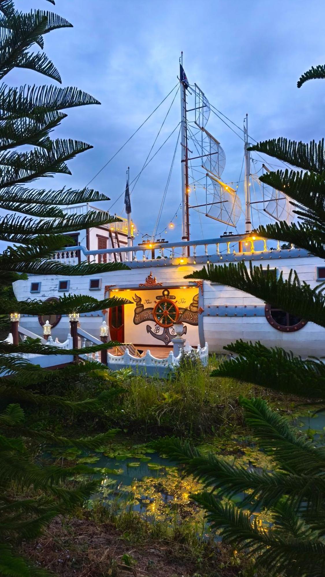 Boat And House Resort Khao Kho Eksteriør bilde