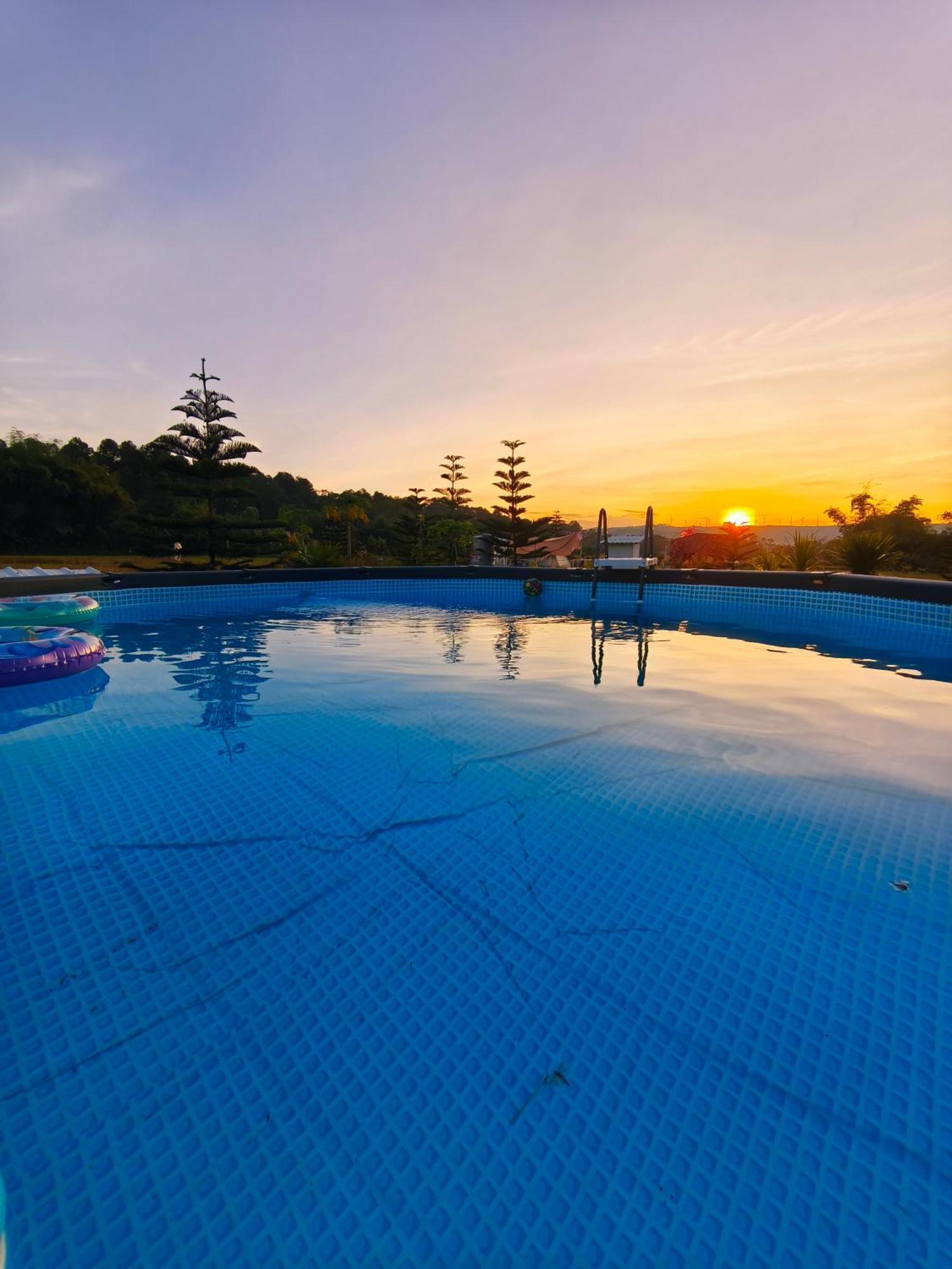 Boat And House Resort Khao Kho Eksteriør bilde