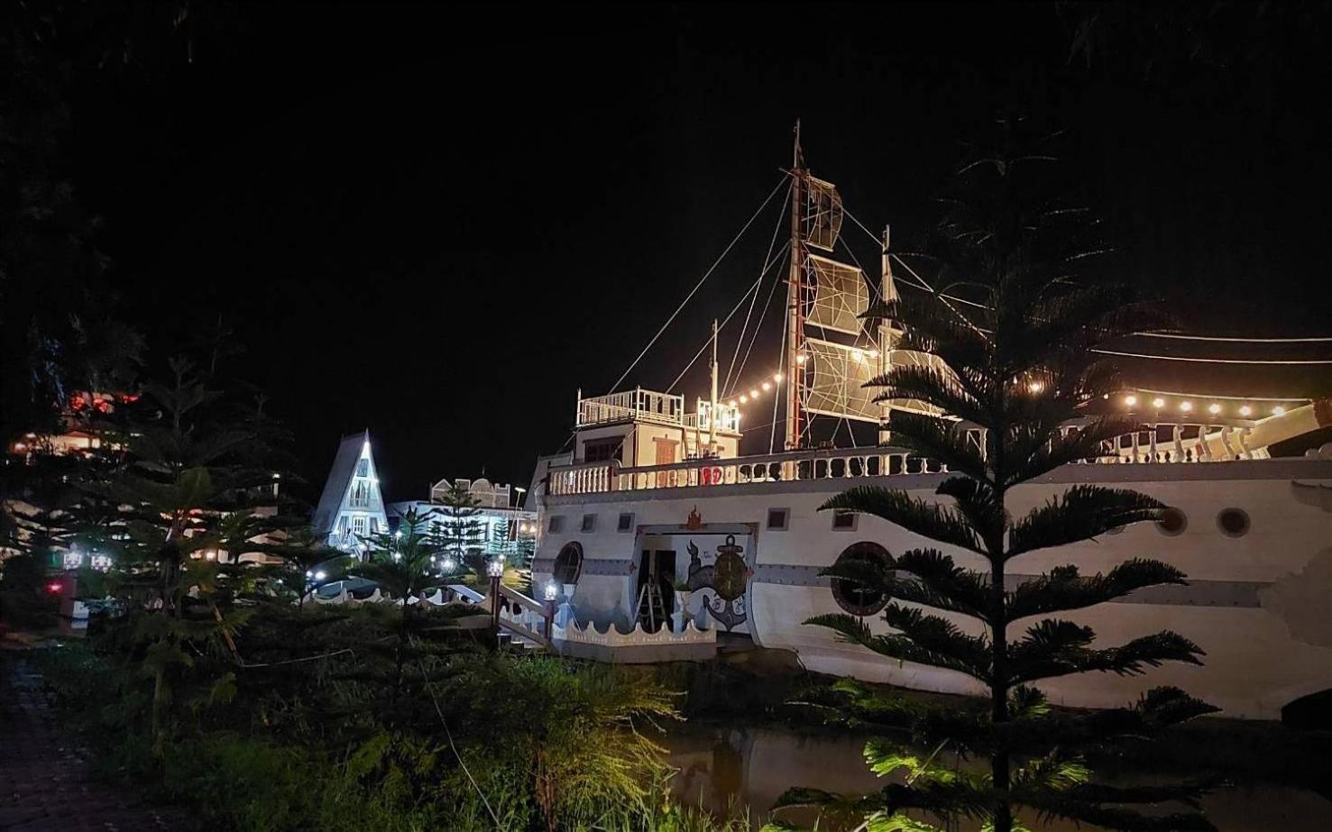 Boat And House Resort Khao Kho Eksteriør bilde
